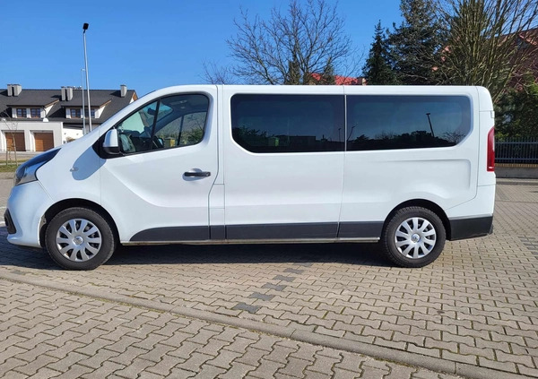 Renault Trafic cena 61900 przebieg: 389241, rok produkcji 2018 z Grajewo małe 67